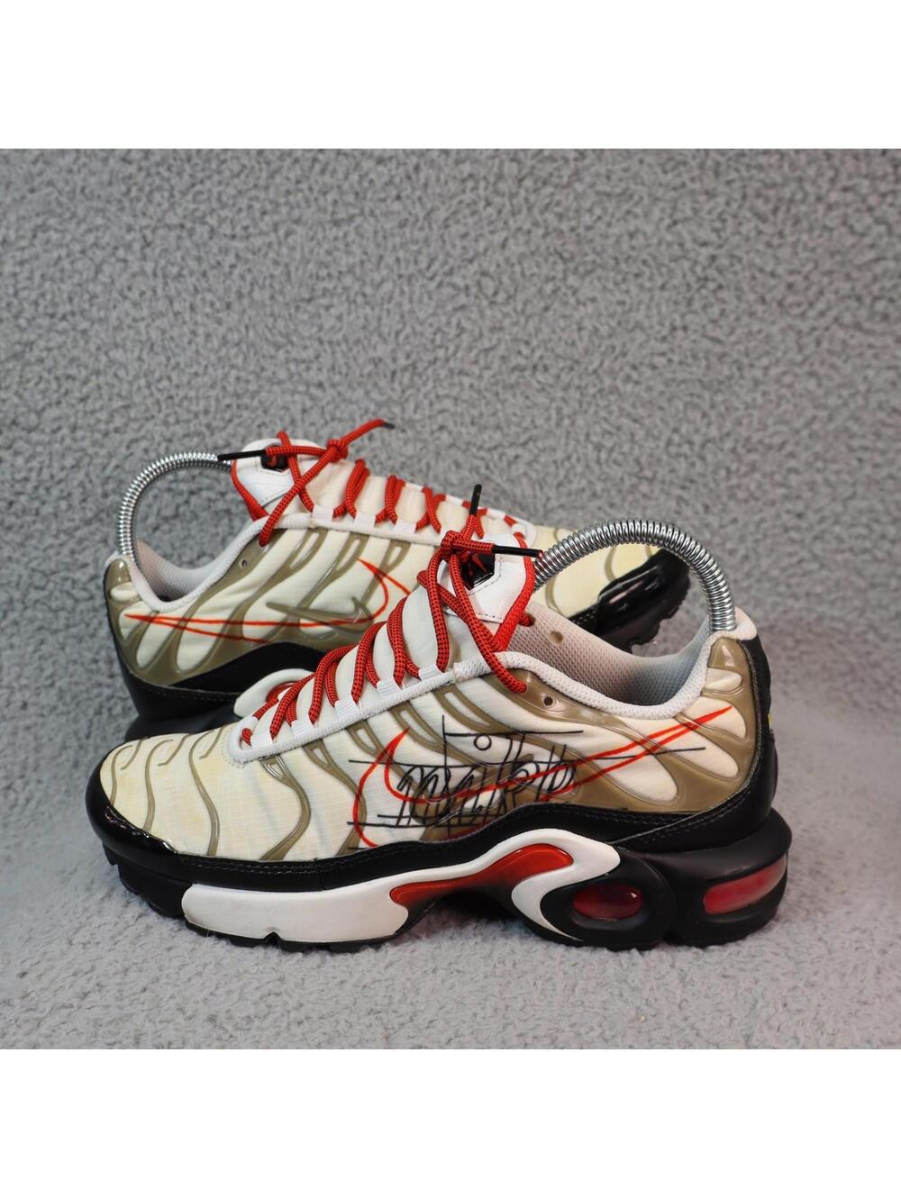 Nike Air Max Plus 5.5Y Youth TN GS Script White CQ4815-100